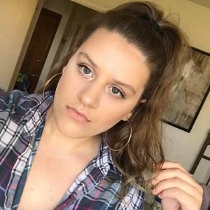 Meet your Posher, Paige